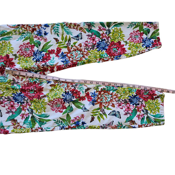 Jeans by Buffalo Flowery Print Spandex/Cotton Blend Stretchable Womens Size XL - Picture 3 of 6